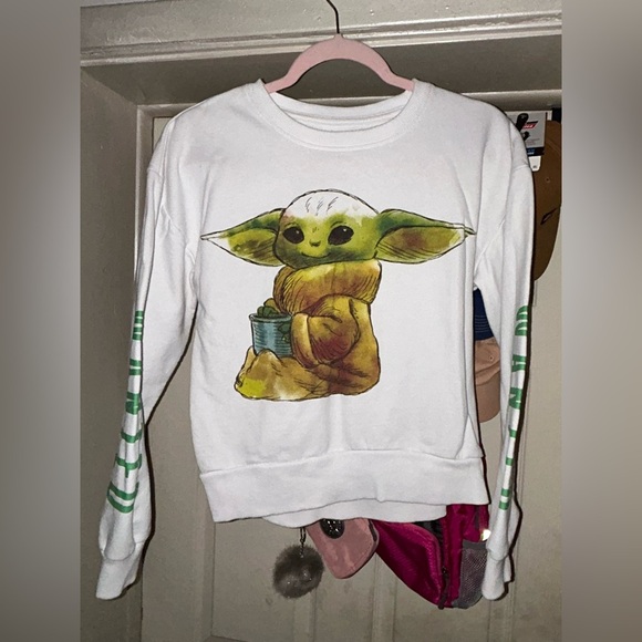 Star Wars White Sweatshirt - Picture 5 of 5